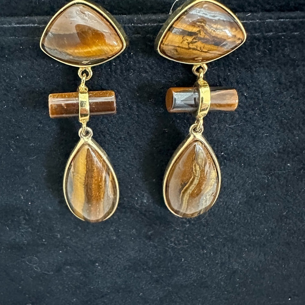 Beautiful Tiger Eye drop pierced earrings 21/4” in length. 3 sequential pieces